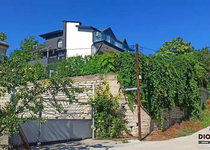 Arode Dionysus Villa Balchik
